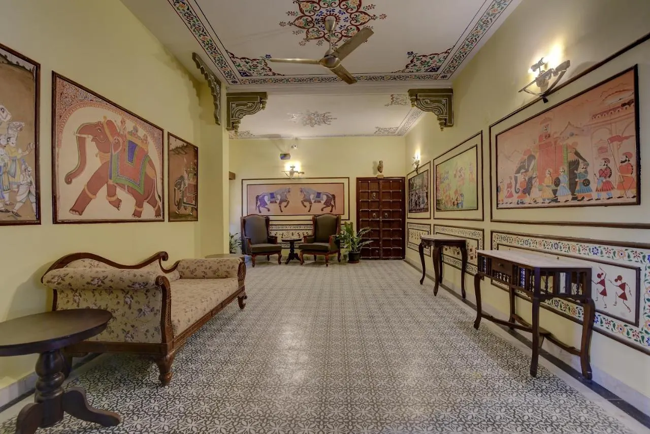 ***  Hotel Janak Vilas Udaipur India
